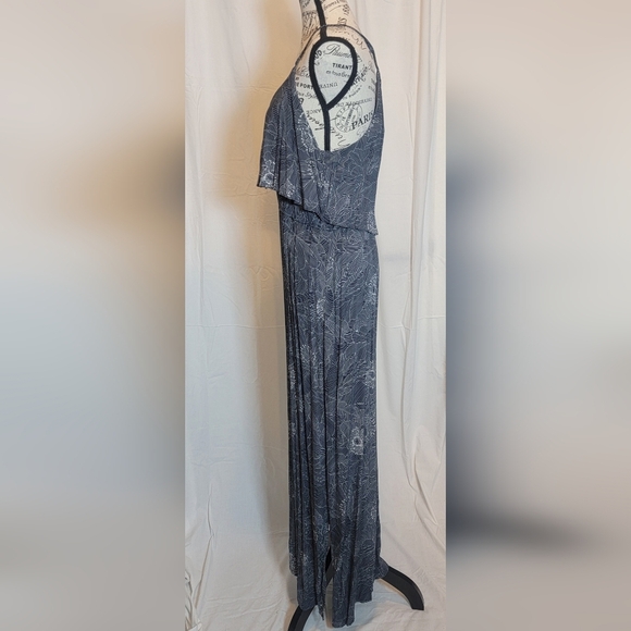 Lauren Conrad Dress - Picture 3 of 8